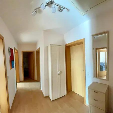 Gemuetliche Und Geraeumige In Universitaetsnaehe Apartment *