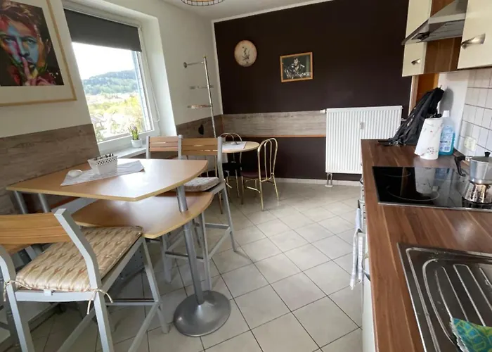 Gemuetliche Und Geraeumige In Universitaetsnaehe